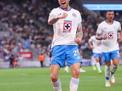 Cruz Azul golea al Monterrey