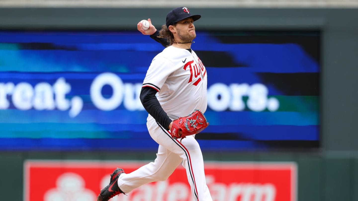 Minnesota Twins' Reliever Goes Viral For Hilarious Bullpen Cart Stunt