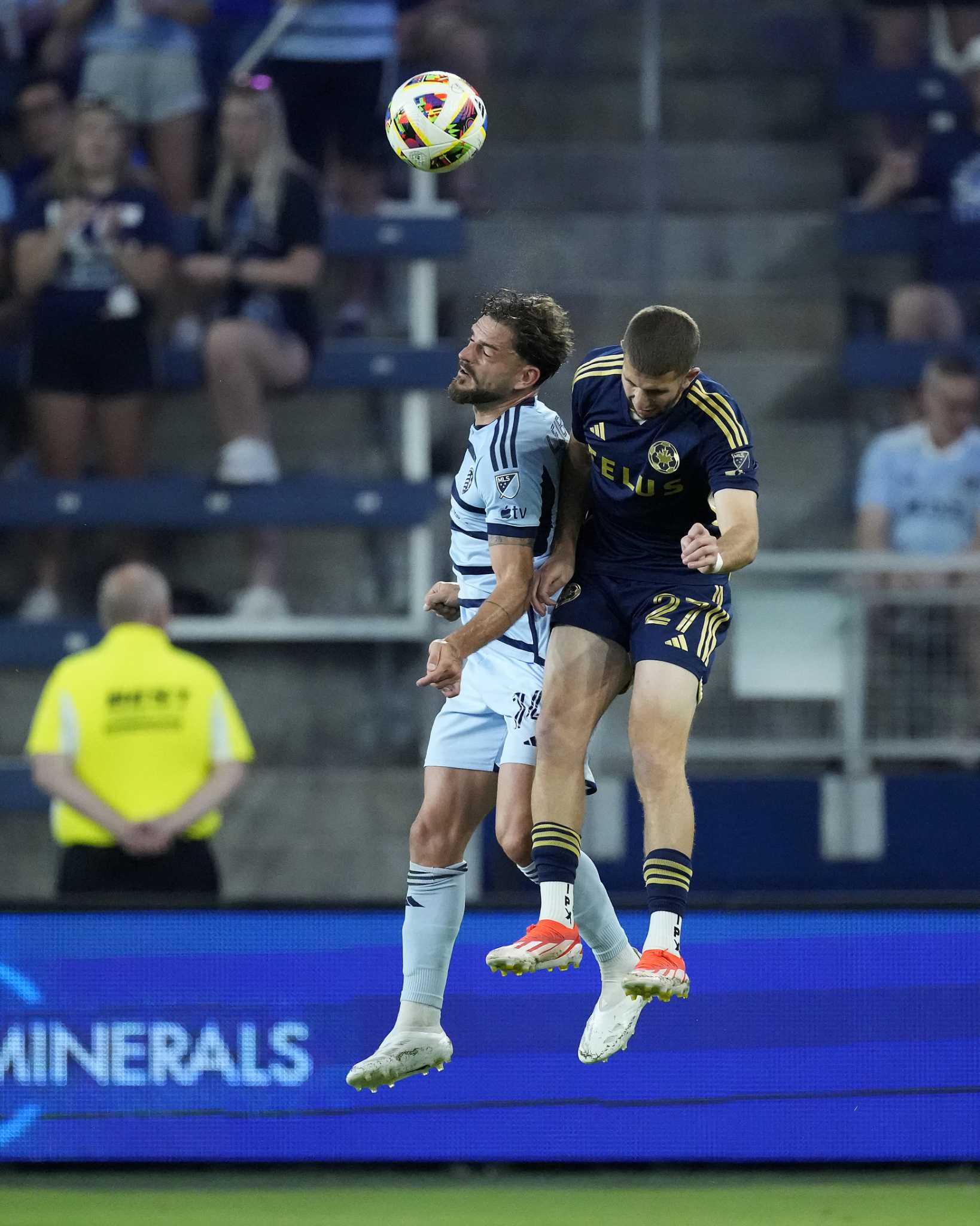 Gauld scores in each half to lead Whitecaps to 2-1 victory over Sporting KC