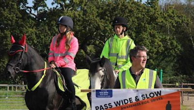 Drivers told how to pass horses safely at 10mph