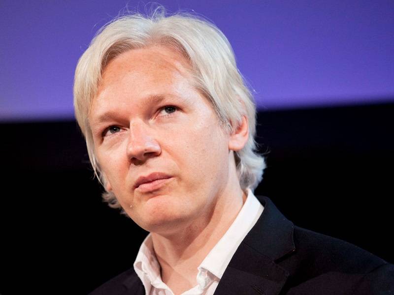 Bitcoin Whale Donates 8 BTC to Julian Assange — Andrew Tate Appears To Take Credit