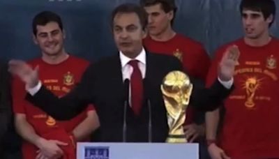 "Es fuerte": un periodista recupera la celebración del Mundial con Zapatero y la compara con lo de Sánchez y Carvajal