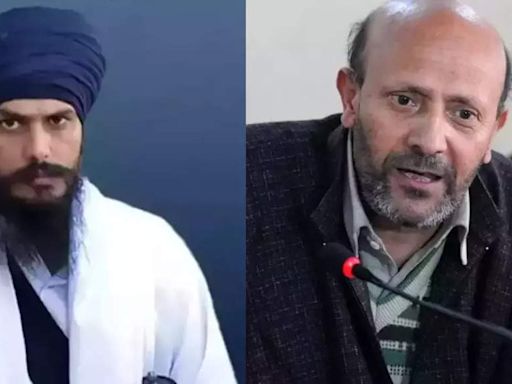 Jailed Amritpal Singh and Engineer Rashid take oath as Lok Sabha MPs | Delhi News - Times of India