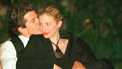 Los inolvidables looks con los que Carolyn Bessette sigue inspirándonos 25 años después de su muerte