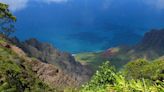 Hawaii crea un plan de choque contra la saturación turística, la cual también sufre Baleares