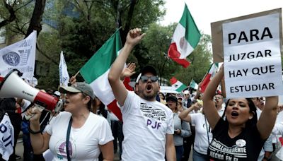 Reanudan debate de reforma judicial en México tras invasión de manifestantes al Senado