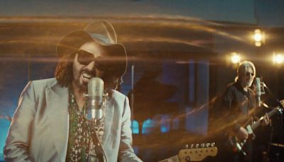 Hear a Song From Mike Campbell's New LP Featuring Graham Nash