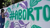 Feministas recuerdan a próximos diputados de Morena deuda sobre aprobación del aborto