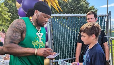 Ravens' Derrick Henry Gives Back To Hometown