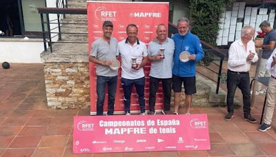 Javier Gil, subcampeón de España de tenis en dobles