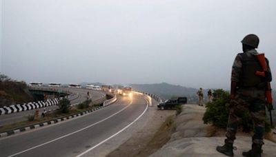 Amarnath Yatra temporarily halted due to heavy rain