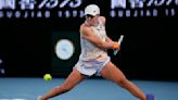 Swiatek takes last 4 games, tops Niemeier at Australian Open