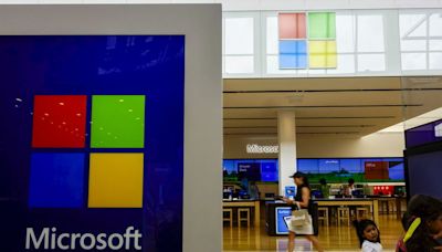 Microsoft não alcança estimativas com crescimento fraco em negócio de computação em nuvem Por Reuters