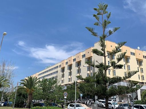 Once médicos de guardia, intoxicados durante una cena en el Hospital Clínico de Málaga