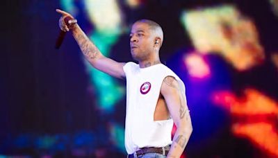 El momento en el que Kid Cudi se rompe el pie en Coachella