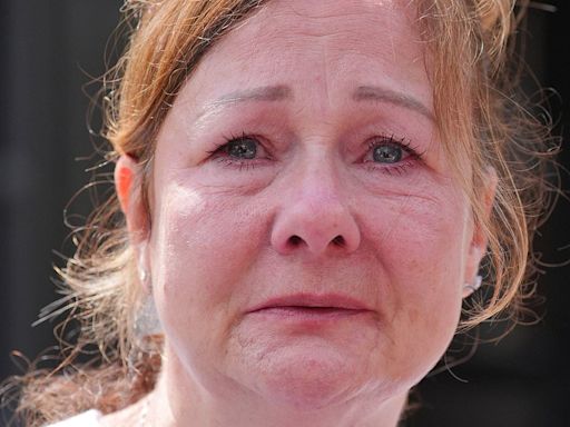 Friend's tearful tribute to 'lovely family' killed in Bushey 'murders'