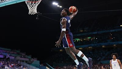 Team USA Superstar's Jaw-Dropping Dunk Draws Comparisons to Jordan