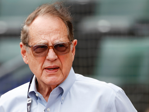 White Sox owner Jerry Reinsdorf 'is 100% committed to winning,' insists manager amid franchise-worst start