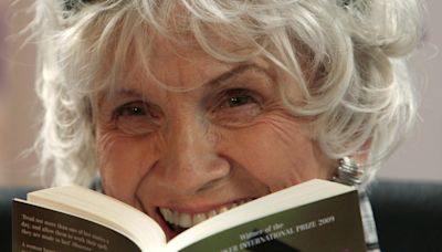 Alice Munro, Nobel Prize winning short story writer, dies aged 92