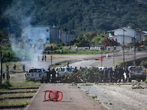 Nouvelle-Calédonie: le couvre-feu prolongé jusqu'au 8 juillet et les rassemblements interdits ce week-end