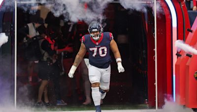 Houston Texans OL Juice Scruggs named top 32 center by PFF