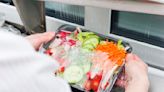 How to avoid E.coli from salads and sandwiches