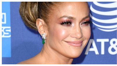 Jennifer Lopez Sends 2-Word Message in Photos as Divorce Rumors Rage