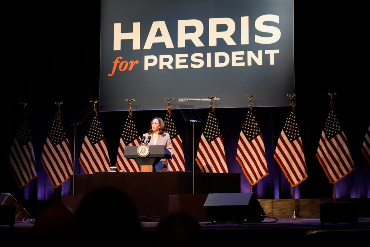 White Dudes for Kamala Harris, a surprisingly wholesome event featuring The Dude himself, raises $4m