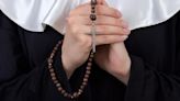 Iglesia católica toma el control de conventos de monjas que siguen a un excomulgado en España