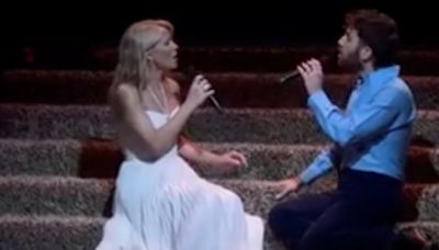 Video: Kelli O'Hara Joins Ben Platt at Palace Residency to Perform 'Both Sides Now' By Joni Mitchell