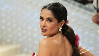 Salma Hayek Just Wore An Optical Illusion Dress That Needs To Be Seen