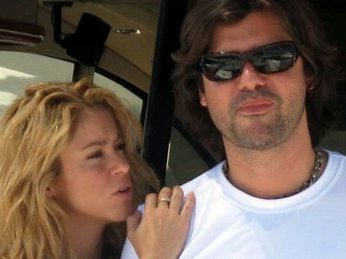 A full con los rumores de reconciliación entre Shakira y Antonio De La Rúa ¿Qué onda?