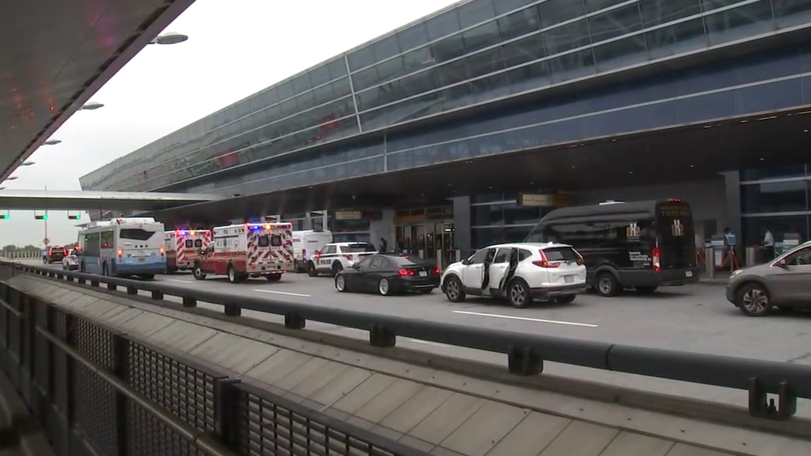 9 injured, hundreds evacuated in JFK airport escalator fire