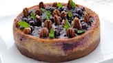 Eva Arguiñano: tarta de queso con arándanos y nueces, rica ¡y con antioxidantes!