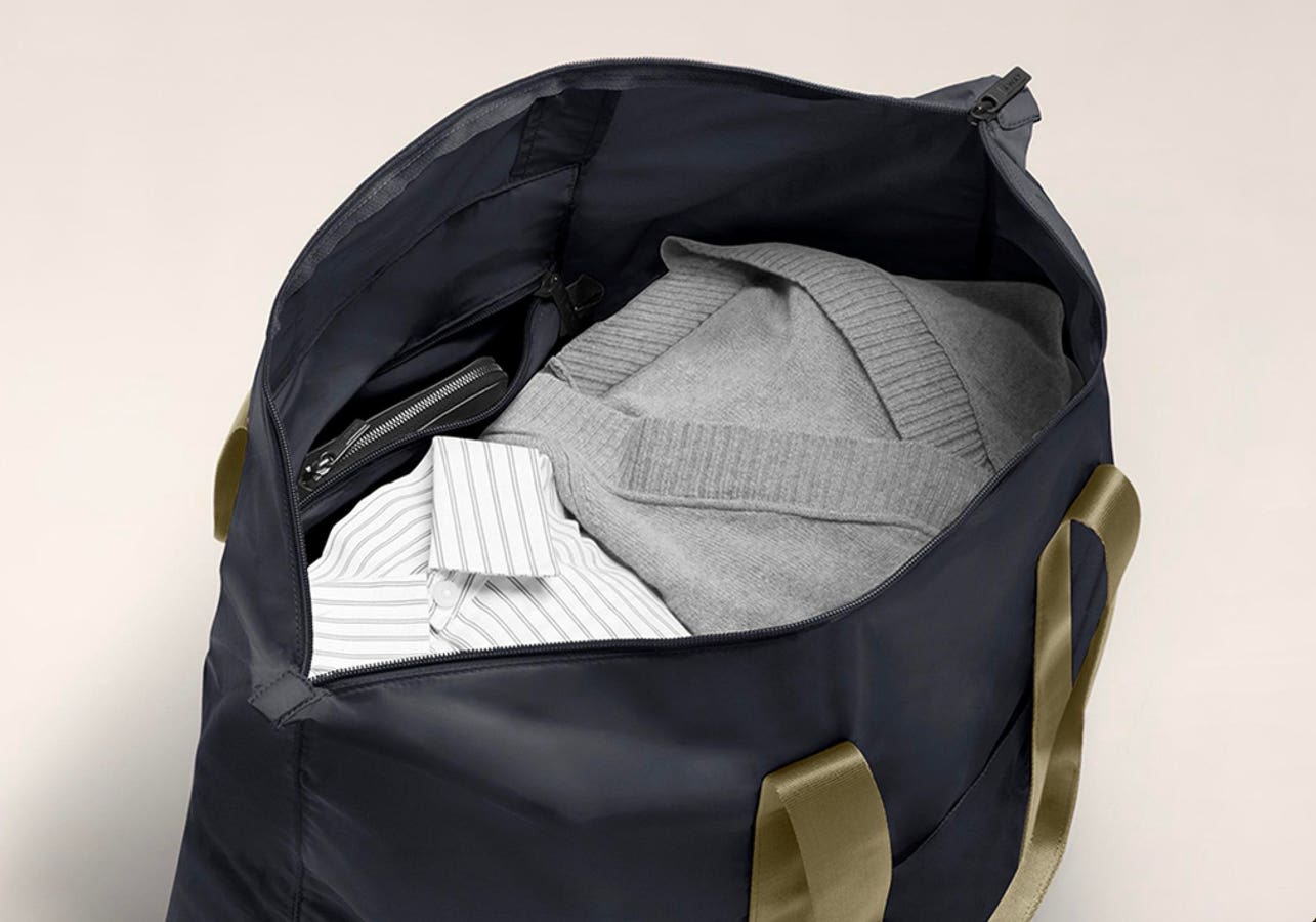 This Packable, Expandable Tote Is A Go-To Secret For Expert Travelers