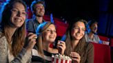 Pourquoi mange-t-on du pop-corn au cinéma ?