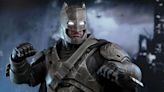 Hot Toys Armored Batman 2.0 Figure Revealed, Ready To Beat Up Superman Again