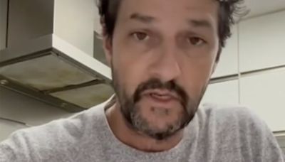 Marcelo Serrado relata crise de pânico em aeroporto: ‘Não consegui’