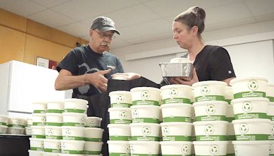 Volunteers help Louisbourg legion feed those in need