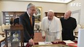 El papa Francisco y el presidente kazajo hablaron durante 20 minutos en el Vaticano