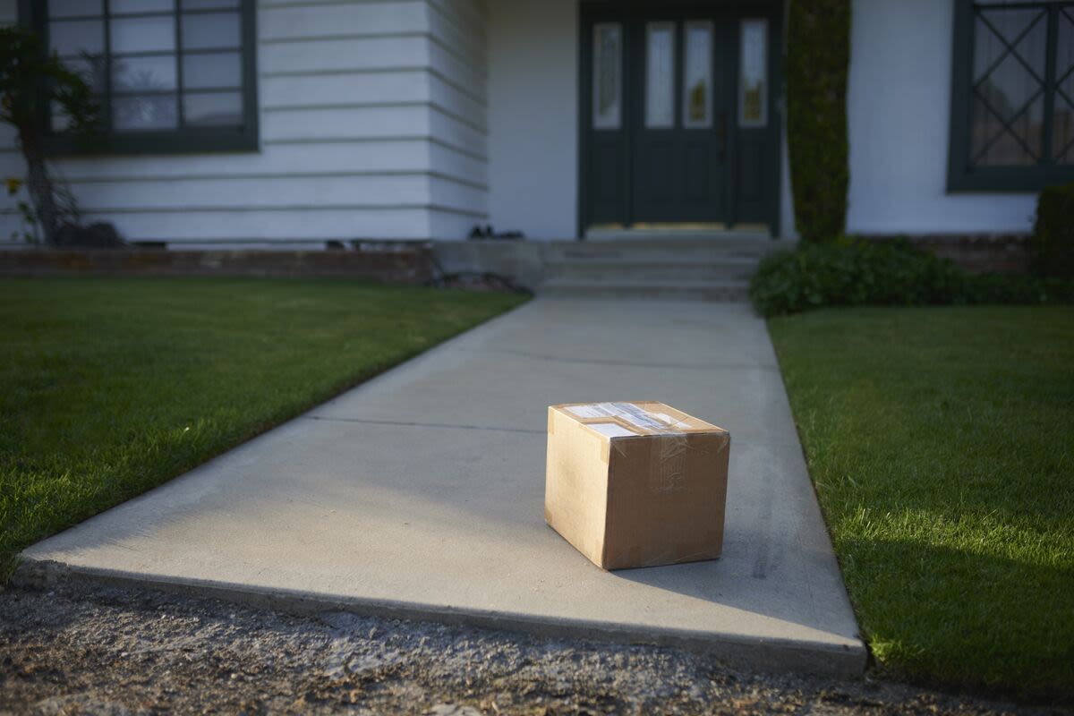 DC Police Use Decoy Packages to Lure Porch Pirates