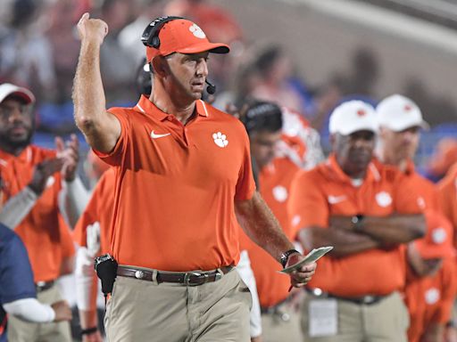 Dabo Swinney asks fans to support Clemson soccer great Ousmane Sylla in ESPY race