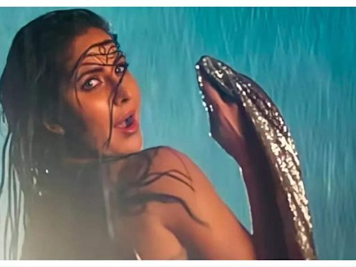 Rain machines to waterproof makeup: All that goes into shooting a rain song | Hindi Movie News - Times of India