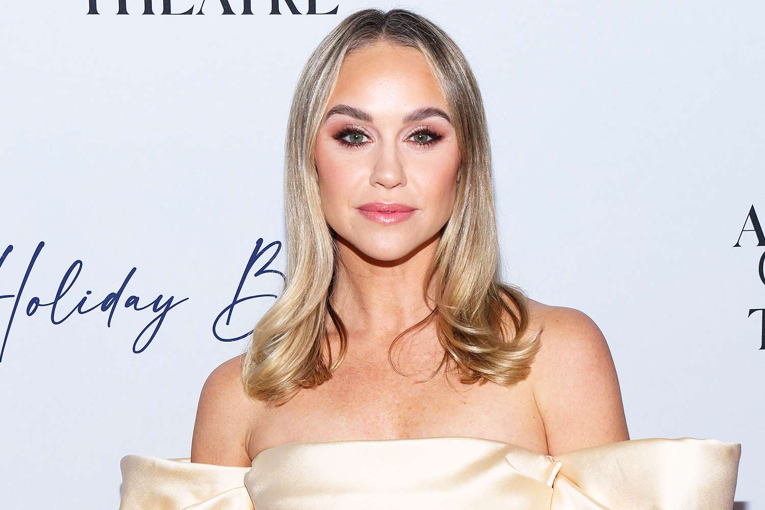 “Glee”'s Becca Tobin Jokes to Former Costars About Being 'So Irrelevant' Post-Show: 'Where Is My Next Hit?'
