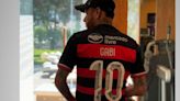 Neymar publica foto com camisa do Flamengo e Gabigol comenta: "Combinou muito" | GZH
