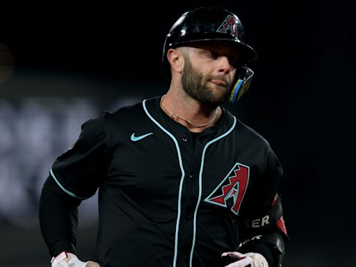 Arizona Diamondbacks first baseman Christian Walker finds new home at Dodger Stadium