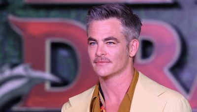 Chris Pine Looks Unrecognizable While Channeling Movie Character on Red Carpet