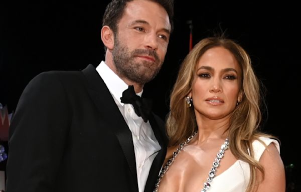 Experts Claim Jennifer Lopez & Ben Affleck’s Divorce Rumors Were Fabricated to ‘Distract’ Fans From This