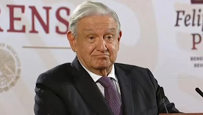 AMLO se defiende; asegura que papás de los 43 no han reaccionado al nuevo informe que entregó sobre el caso