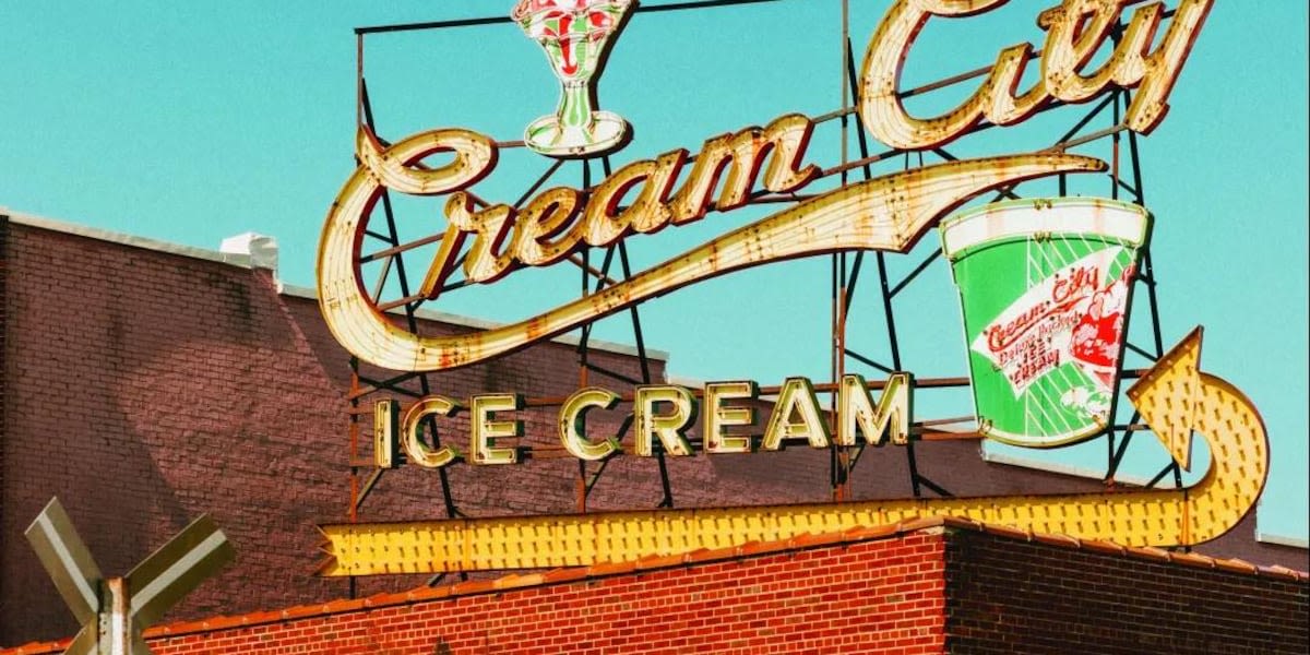 Nonprofit, ice cream shop host event to save second oldest sign in Tennessee